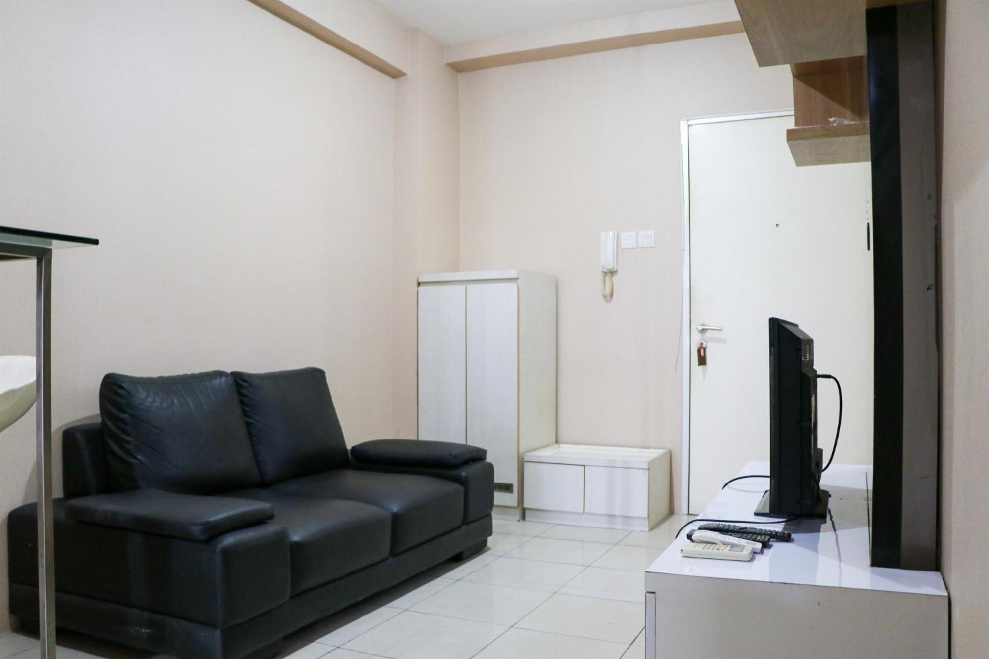 Cozy Living And Tidy 2br Bay Pluit By Travelio